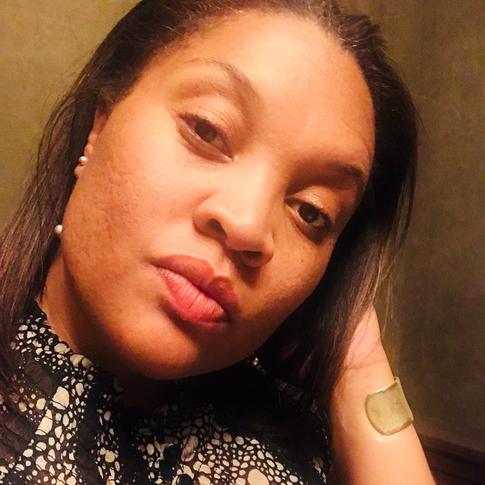 Meet your Posher, Gina